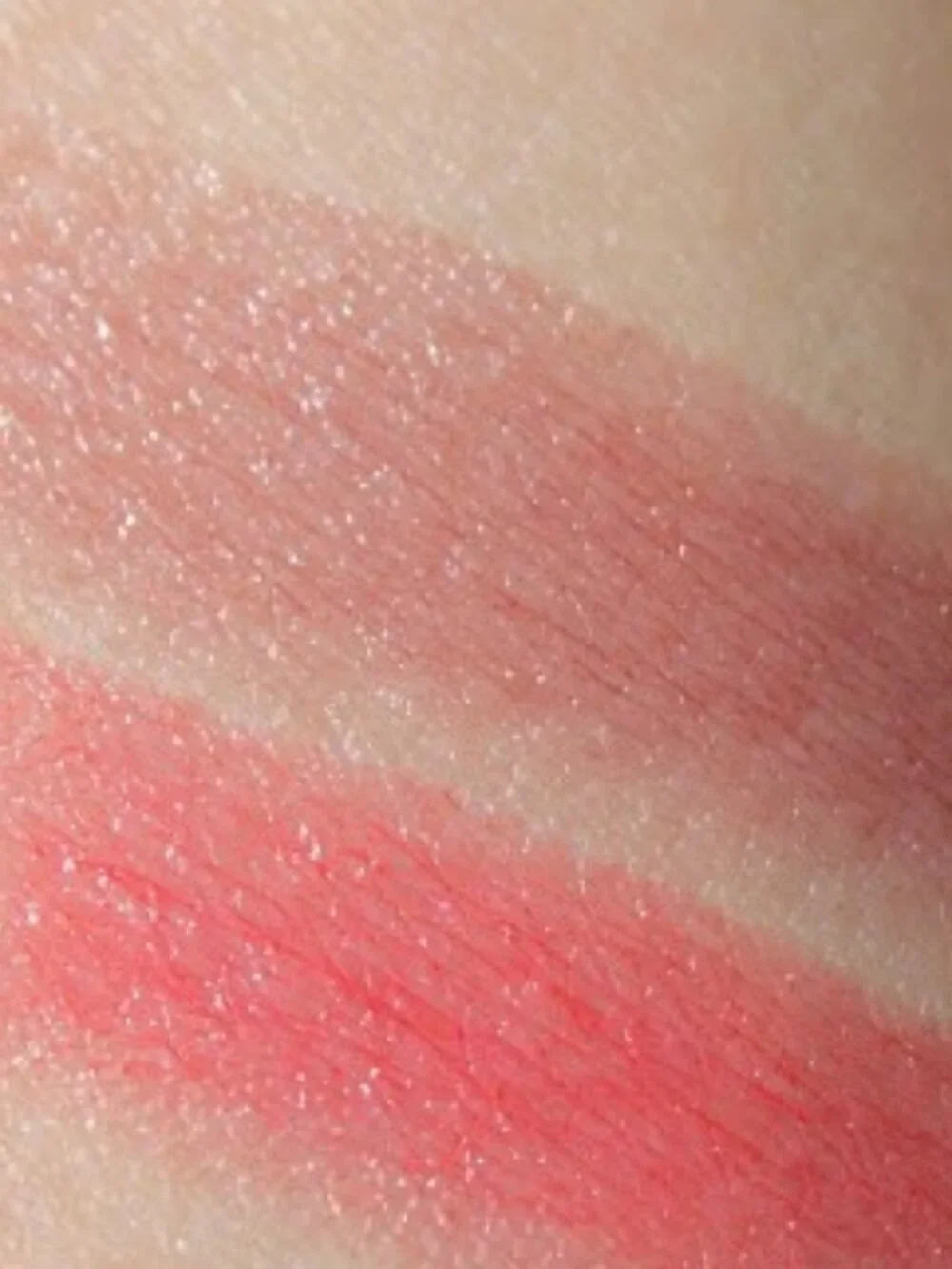 Rouge Coco Shine Hydrating Sheer Lipstick in Cavaliere nr 65